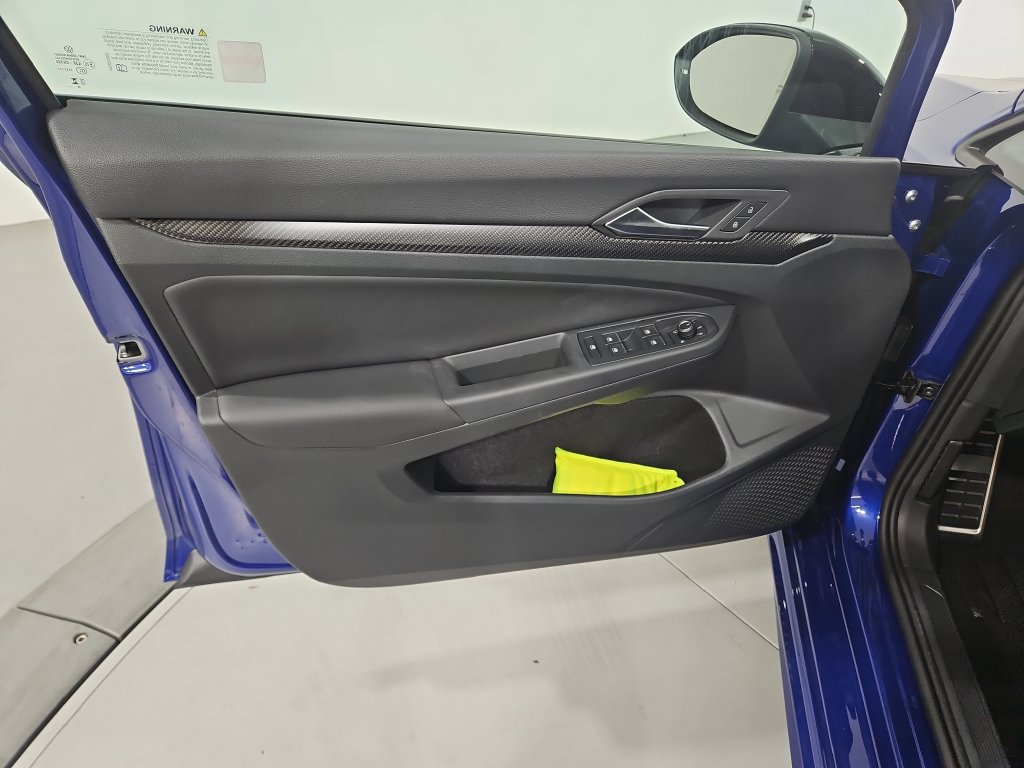 New 2027 Volkswagen Golf R Black Edition AWD/4WD image 10