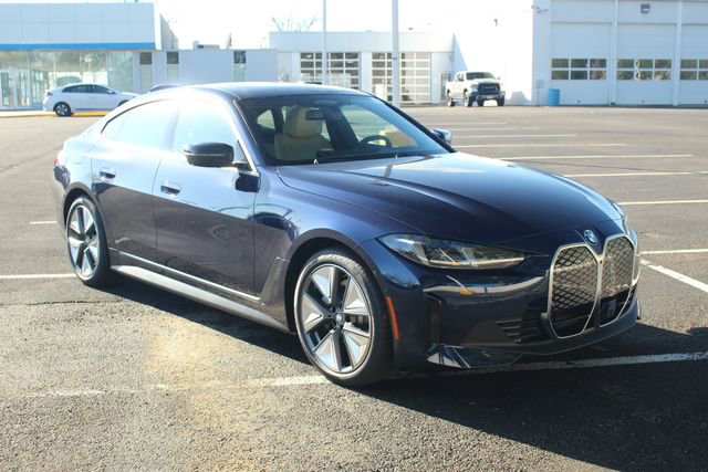 New 2026 BMW i4 xDrive40i w/ Premium Package image 1