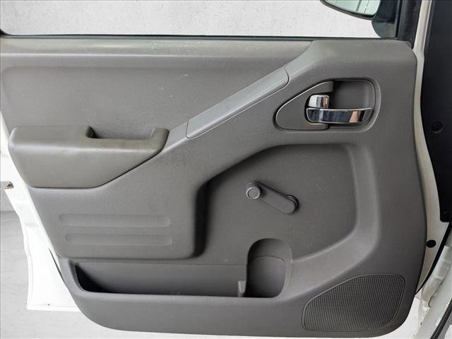 Used 2015 Nissan Frontier S RWD image 11