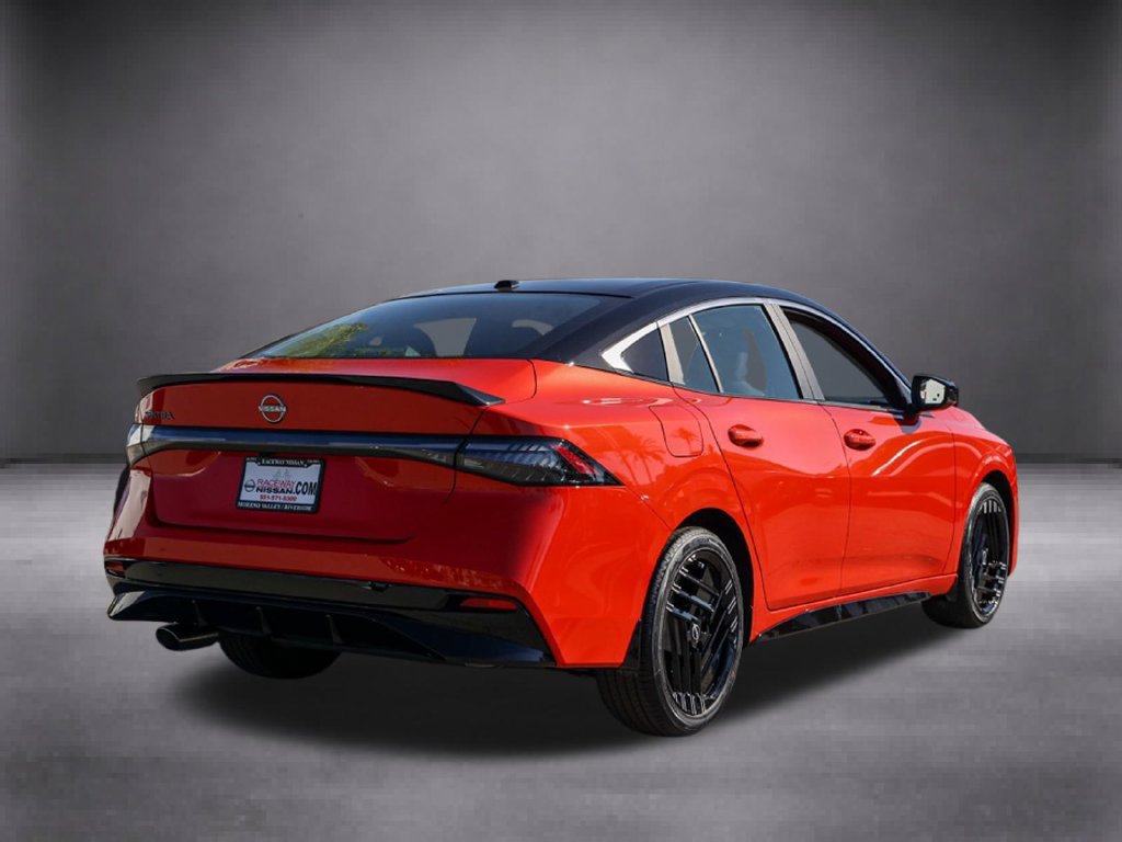 New 2027 Nissan Sentra SR FWD image 4