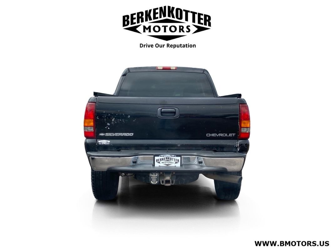 Used 2001 Chevrolet Silverado 2500 LS w/ Off-Road Skid Plate Pkg AWD/4WD image 6