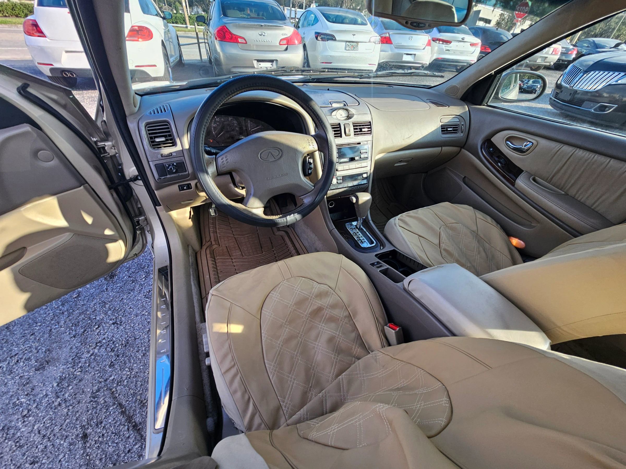 Used 2000 INFINITI I30 FWD image 12