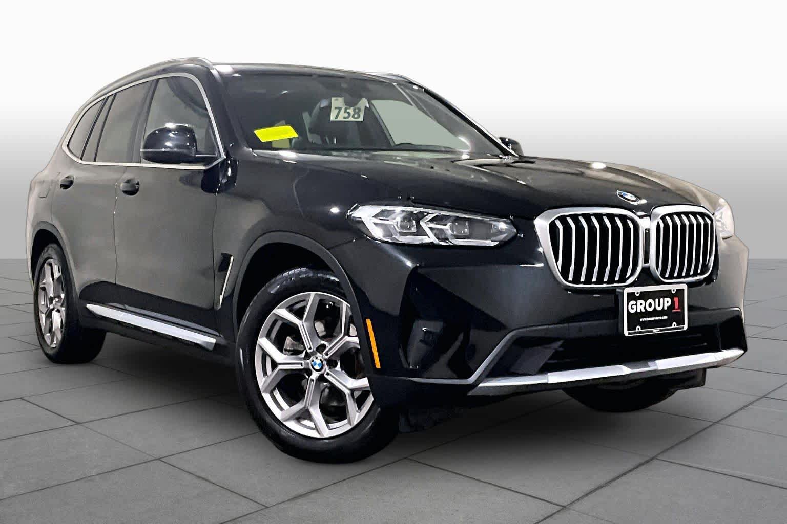 Used 2022 BMW X3 xDrive30i w/ Premium Package 2 AWD/4WD image 2