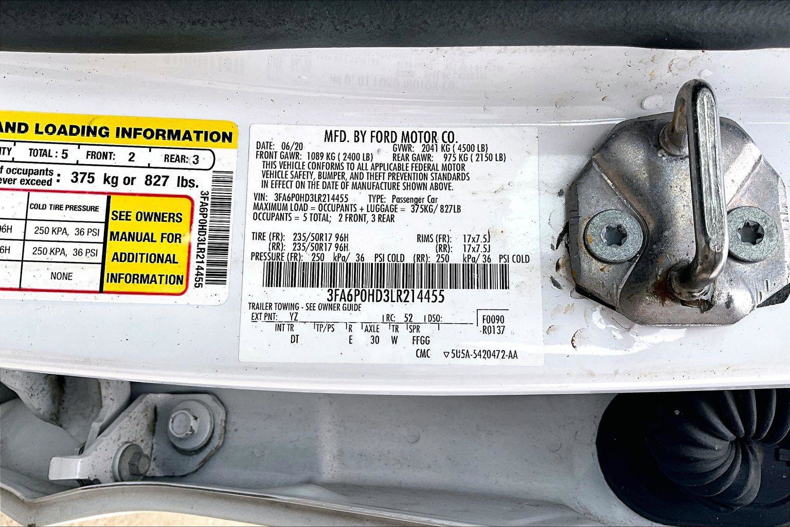 Used 2020 Ford Fusion SE image 30