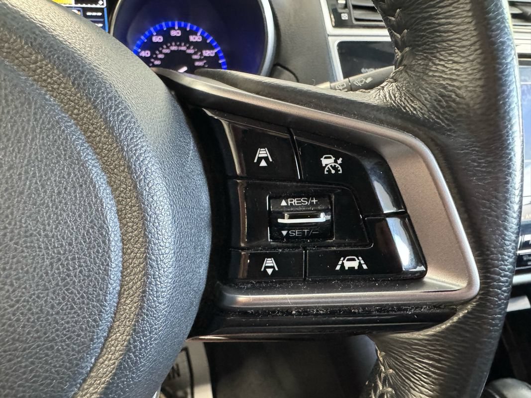 Used 2018 Subaru Outback 3.6R Limited AWD/4WD image 38