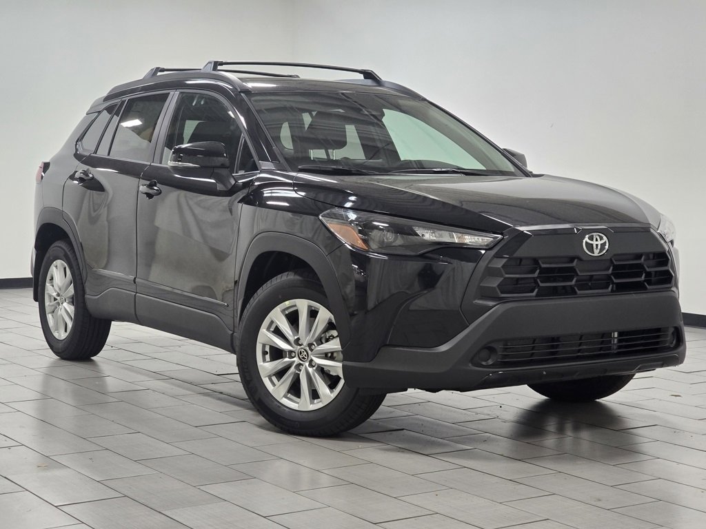 New 2026 Toyota Corolla Cross LE image 2