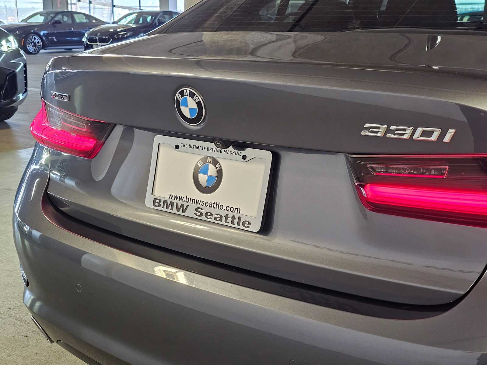 Used 2021 BMW 330i xDrive Sedan w/ Driving Assistance Package AWD/4WD image 7