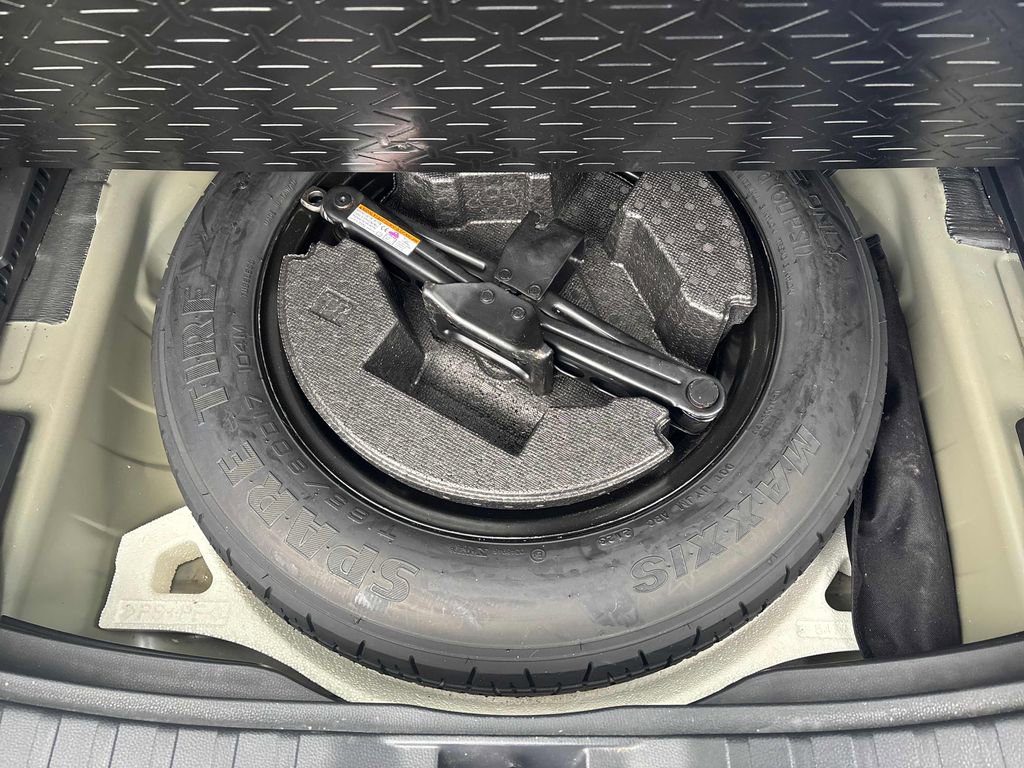 Used 2023 Toyota RAV4 LE image 40