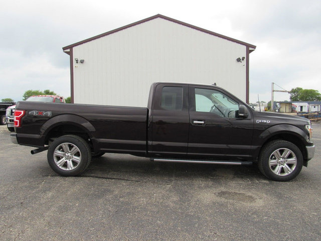 Used 2020 Ford F150 XLT w/ Equipment Group 302A Luxury AWD/4WD image 2