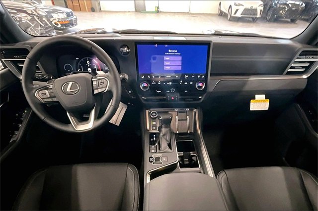 New 2025 Lexus GX 550 image 5