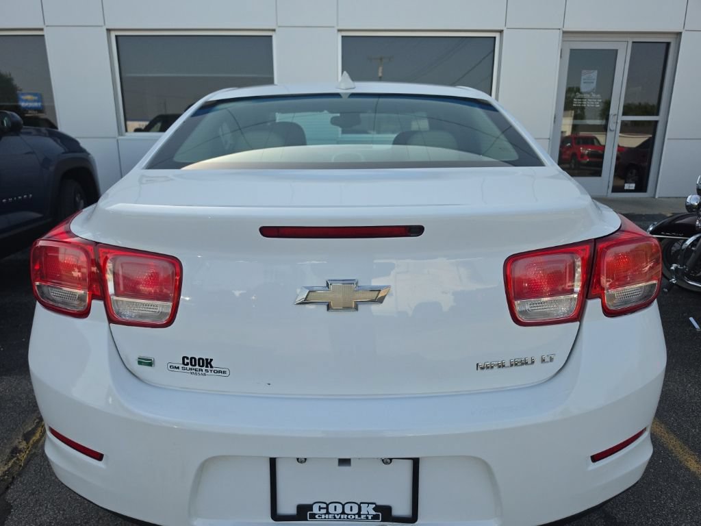 Used 2015 Chevrolet Malibu LT w/ Power Convenience Package FWD image 5