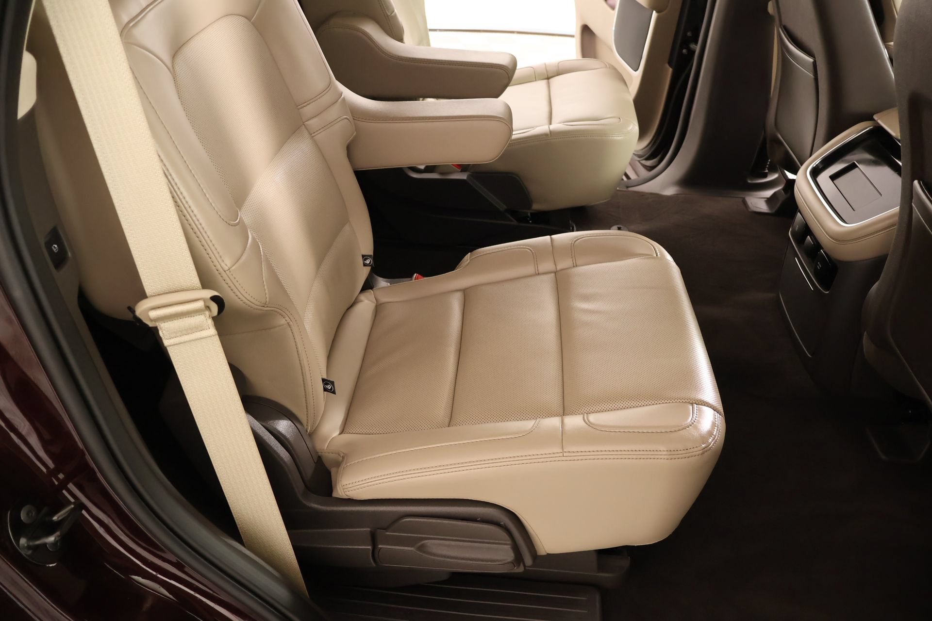 Used 2024 Lincoln Navigator Premiere AWD/4WD image 16