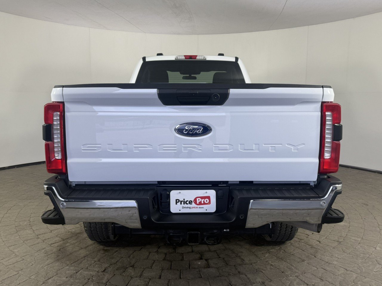 Used 2026 Ford F350 XLT w/ 360-Degree Camera Package AWD/4WD image 7