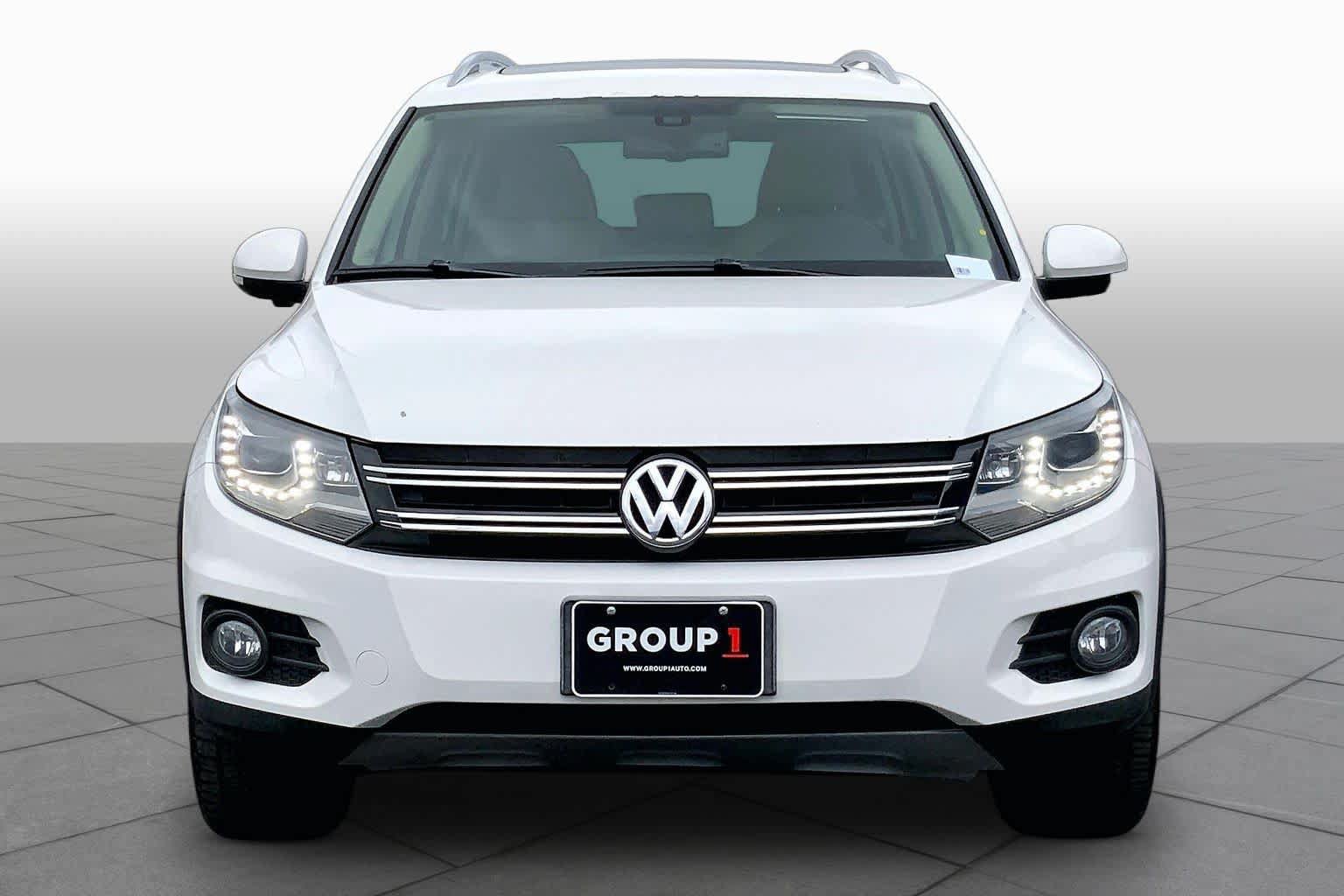Used 2012 Volkswagen Tiguan SEL FWD image 3