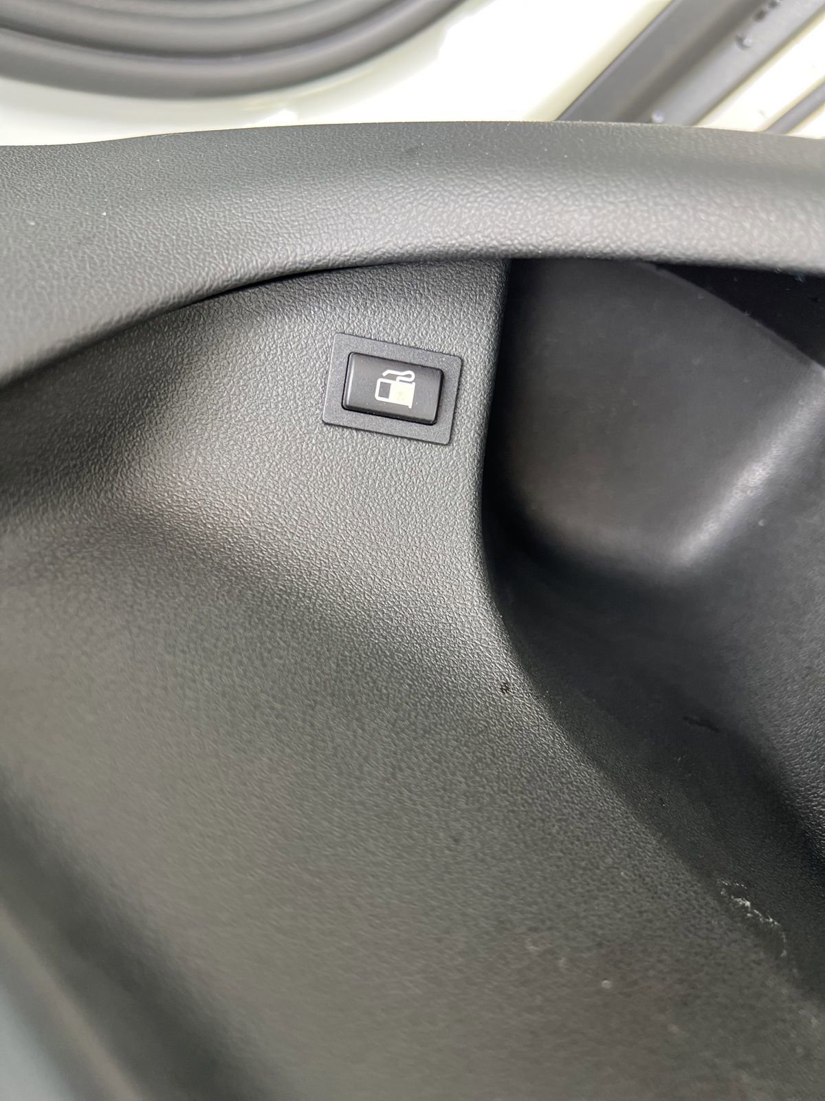 Used 2021 BMW X5 xDrive45e w/ Premium Package image 21