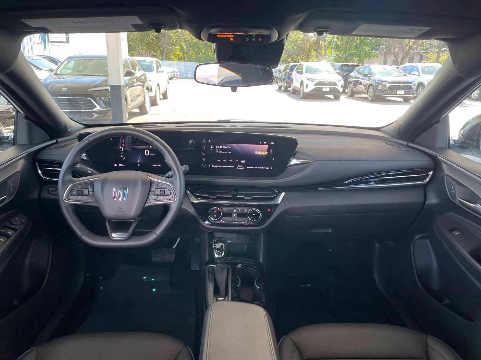 Used 2025 Buick Envista Sport Touring image 31