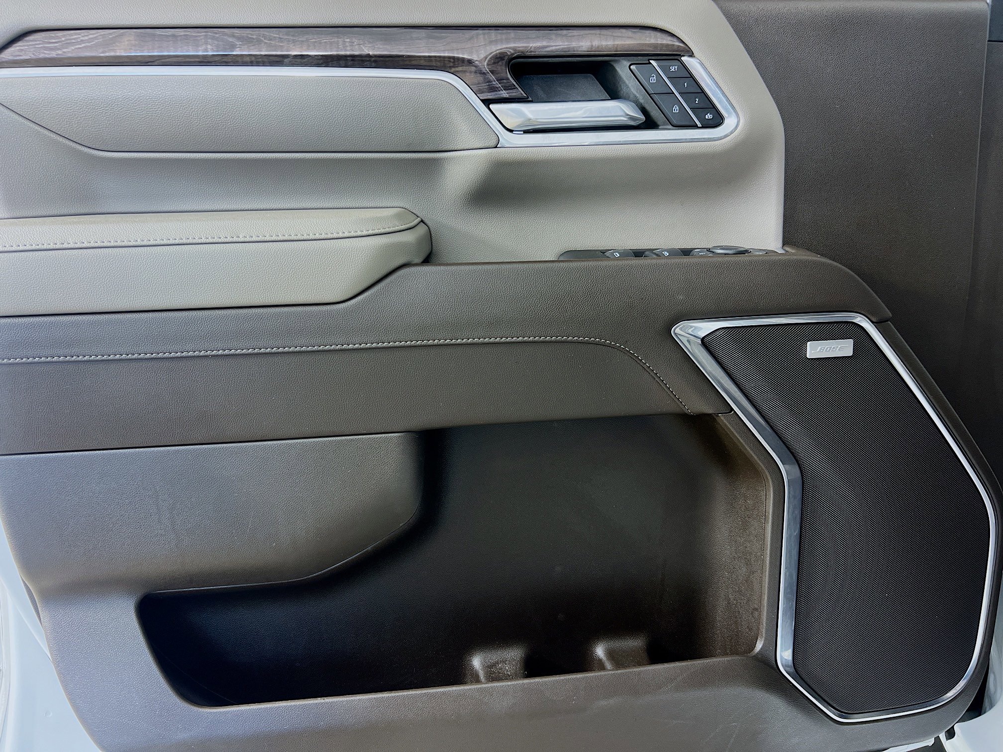 Used 2024 Chevrolet Silverado 3500 LTZ w/ LTZ Plus Package image 18