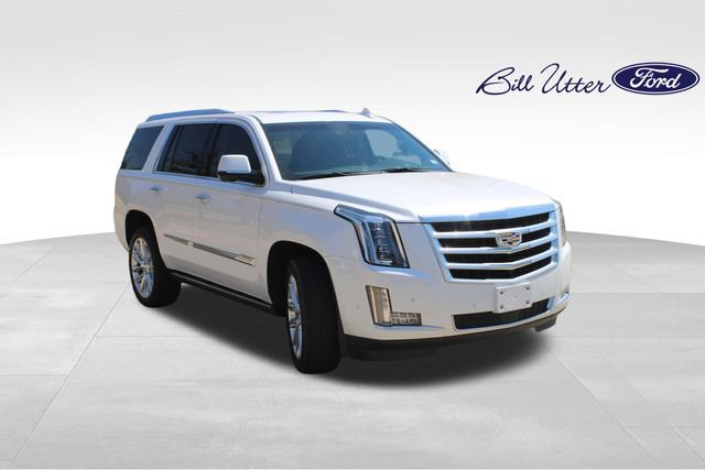 Used 2019 Cadillac Escalade Premium Luxury AWD/4WD image 3