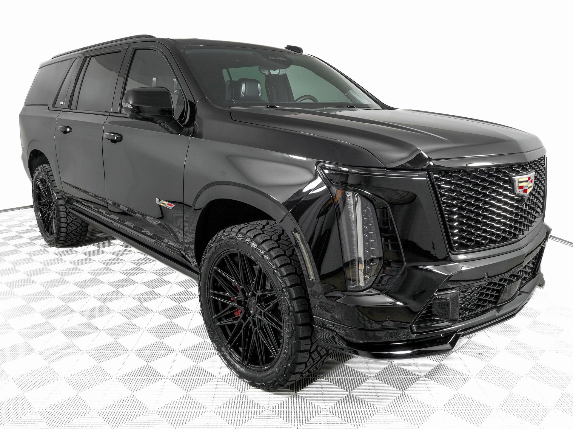 Used 2026 Cadillac Escalade ESV V image 4