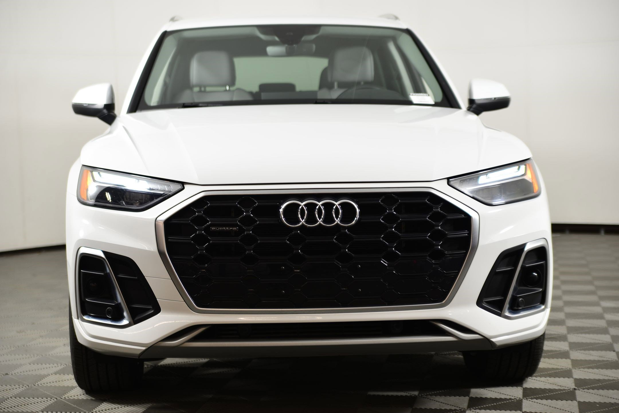 Certified 2022 Audi Q5 e Premium w/ Convenience Package image 5