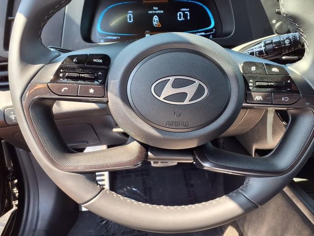 Certified 2025 Hyundai Elantra Sport FWD image 18
