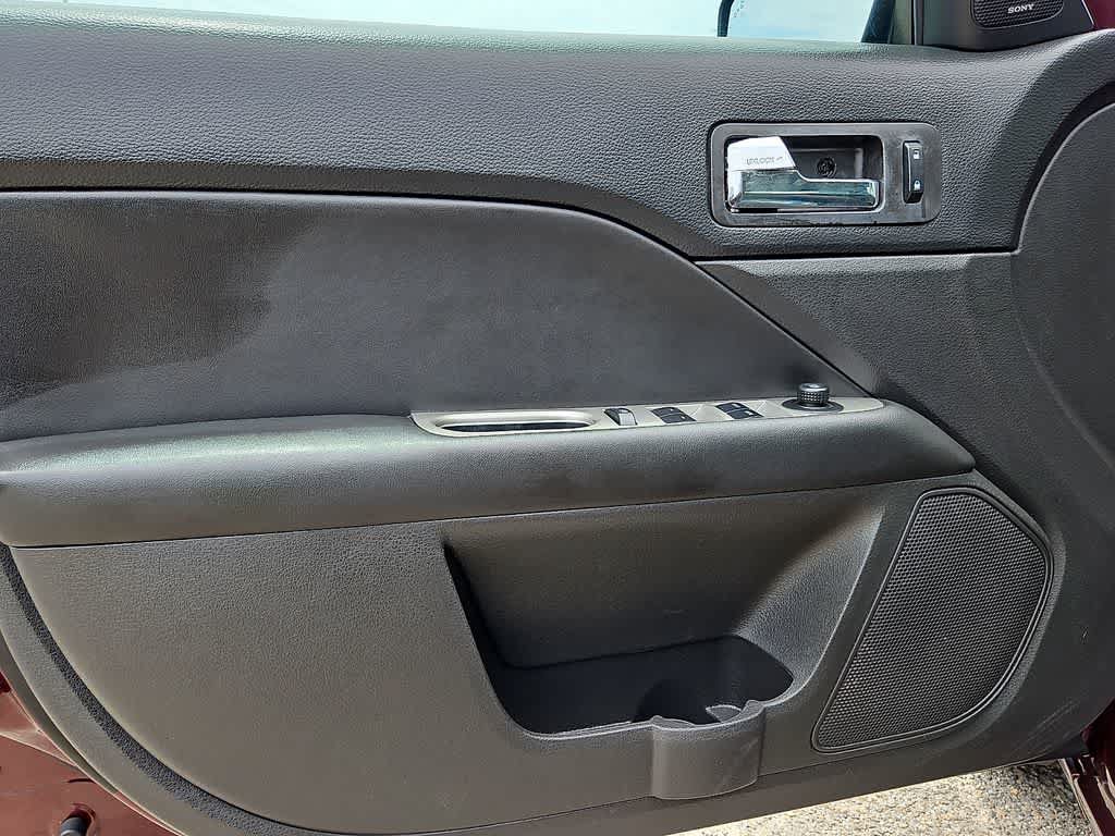 Used 2012 Ford Fusion SEL FWD image 11