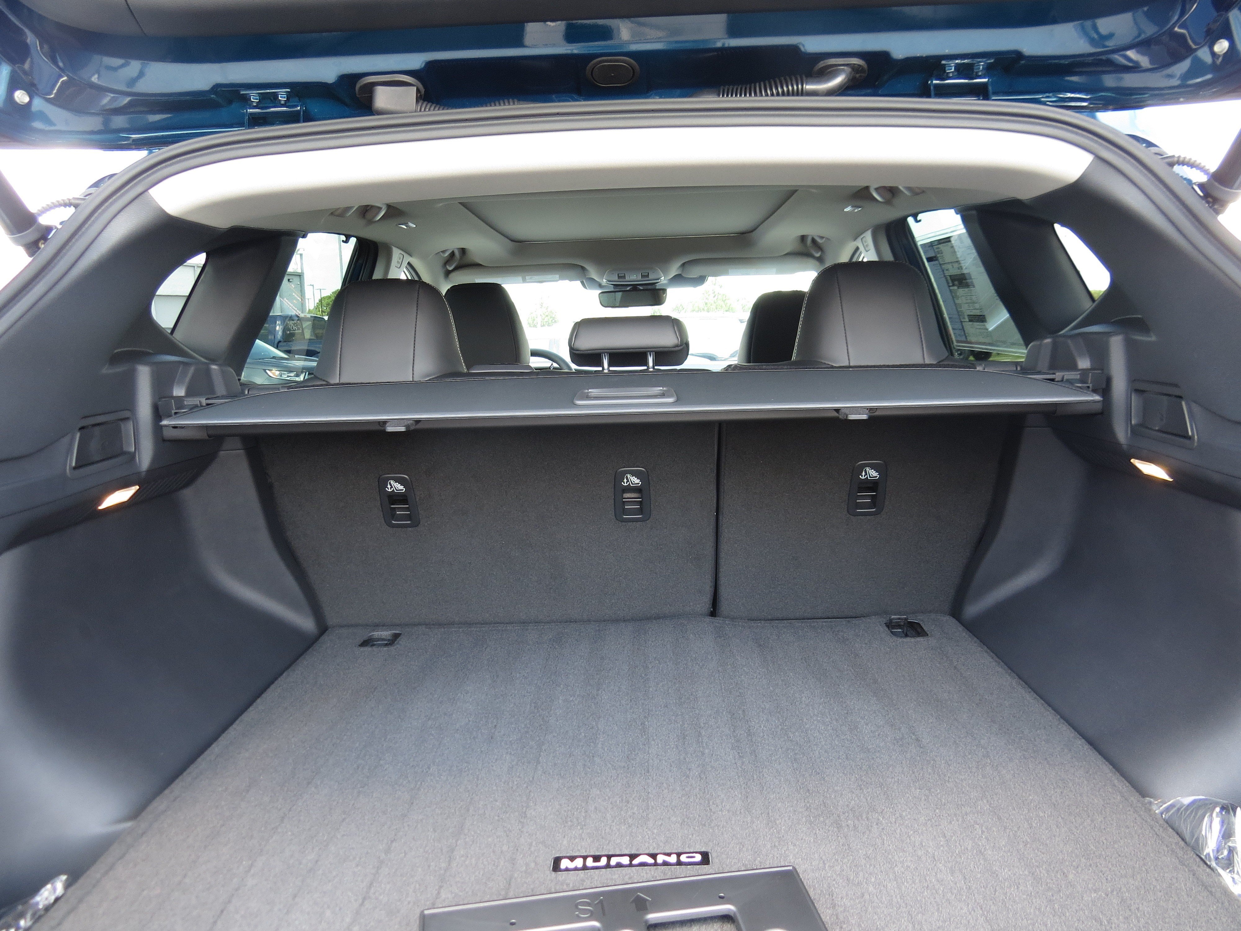 New 2027 Nissan Murano Platinum w/ Cargo Package AWD/4WD image 13