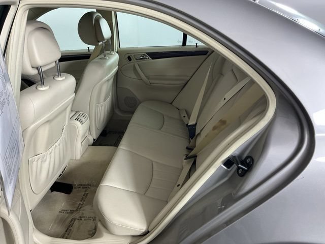 Used 2006 Mercedes-Benz C 350 Sedan image 23