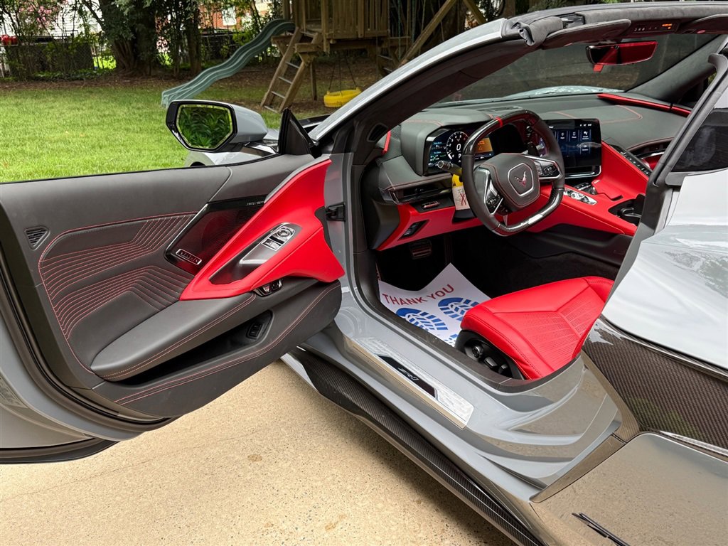 Used 2025 Chevrolet Corvette ZR1 w/ ZR1 Carbon Fiber Aero Package image 49