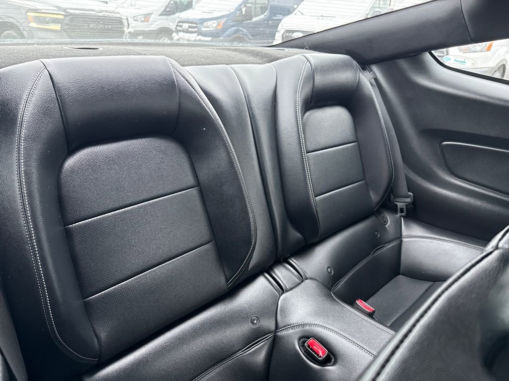 Used 2015 Ford Mustang Premium image 8