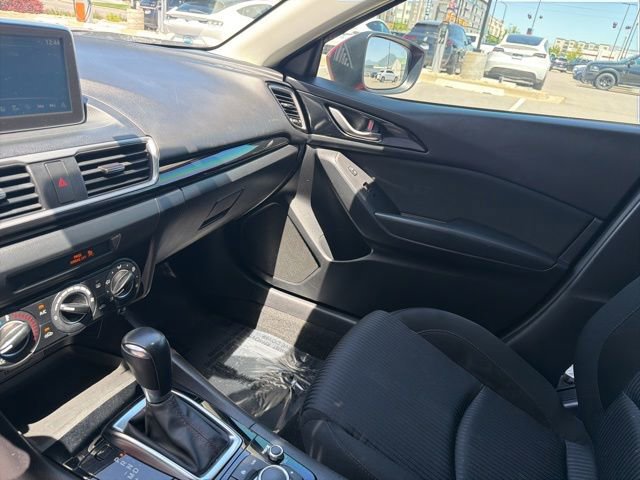 Used 2016 MAZDA MAZDA3 i Touring FWD image 20