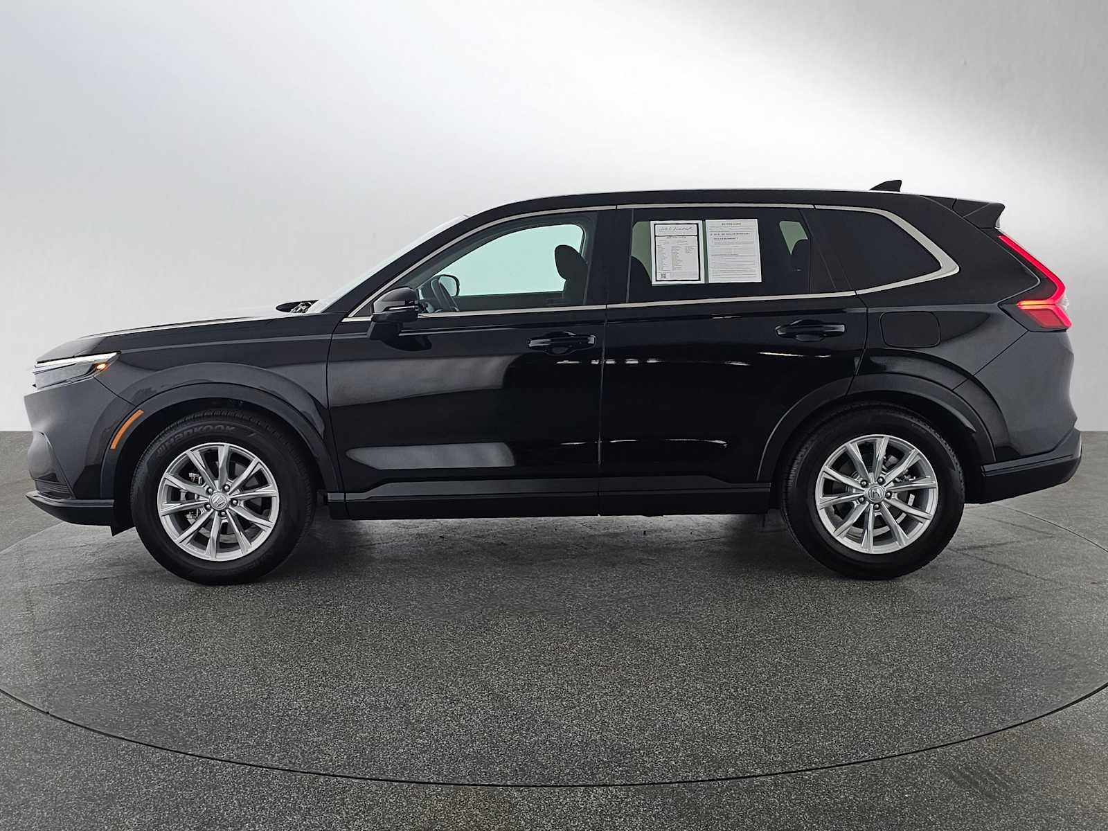 Used 2025 Honda CR-V EX image 6