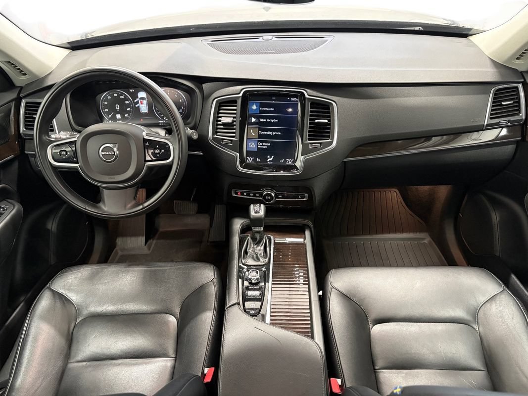 Used 2019 Volvo XC90 T5 Momentum w/ Multimedia Package AWD/4WD image 19