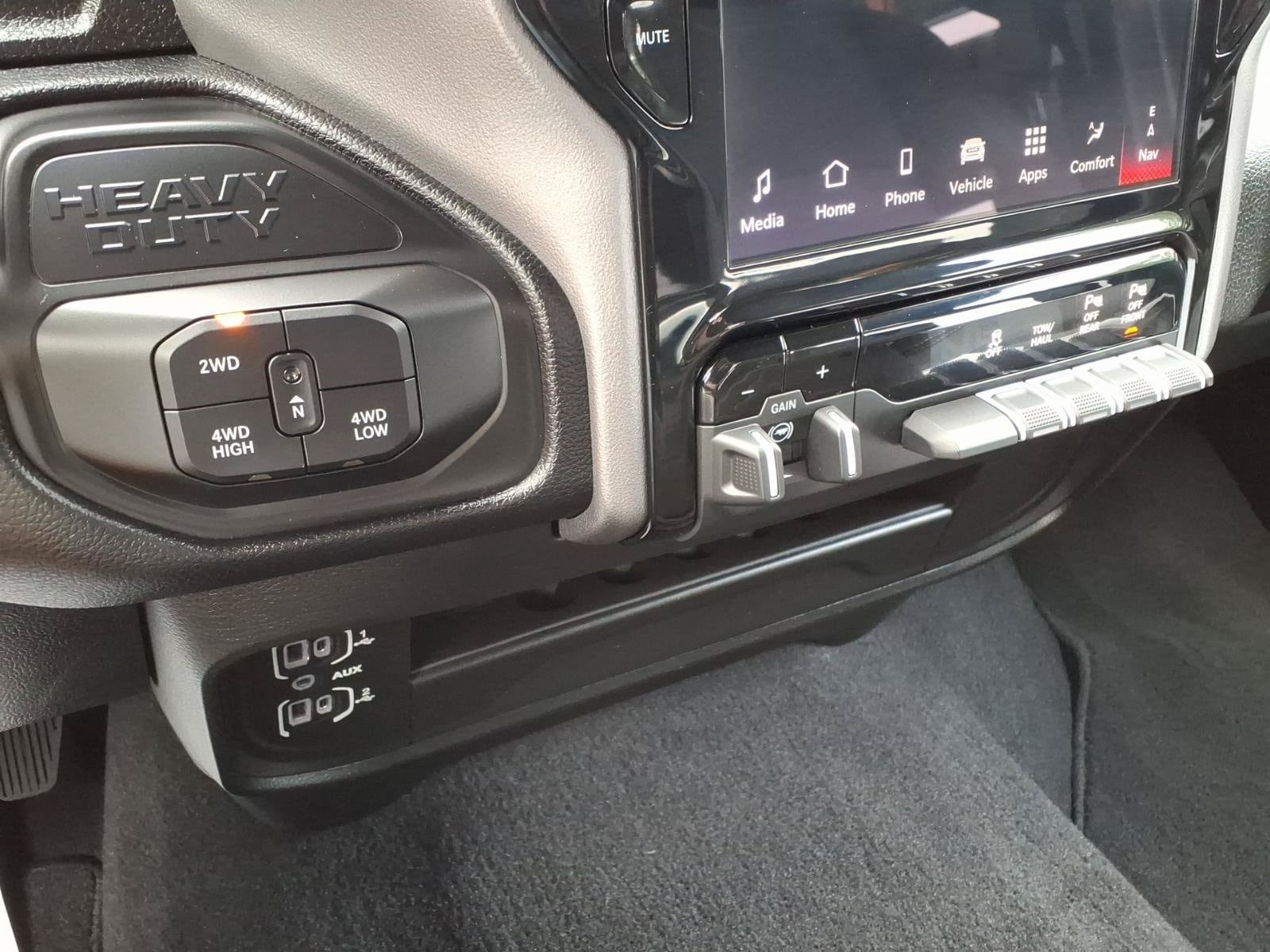Certified 2026 RAM 2500 Big Horn AWD/4WD image 17