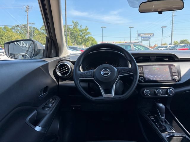Used 2024 Nissan Kicks SV FWD image 4