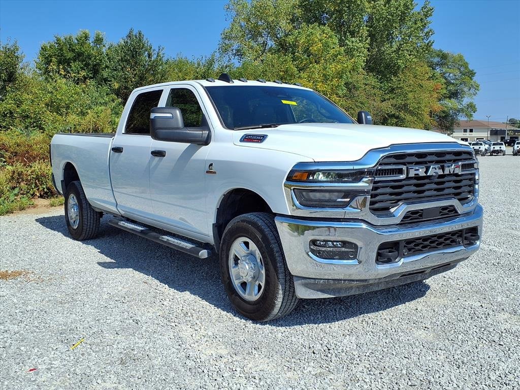 Used 2025 RAM 2500 Tradesman image 30