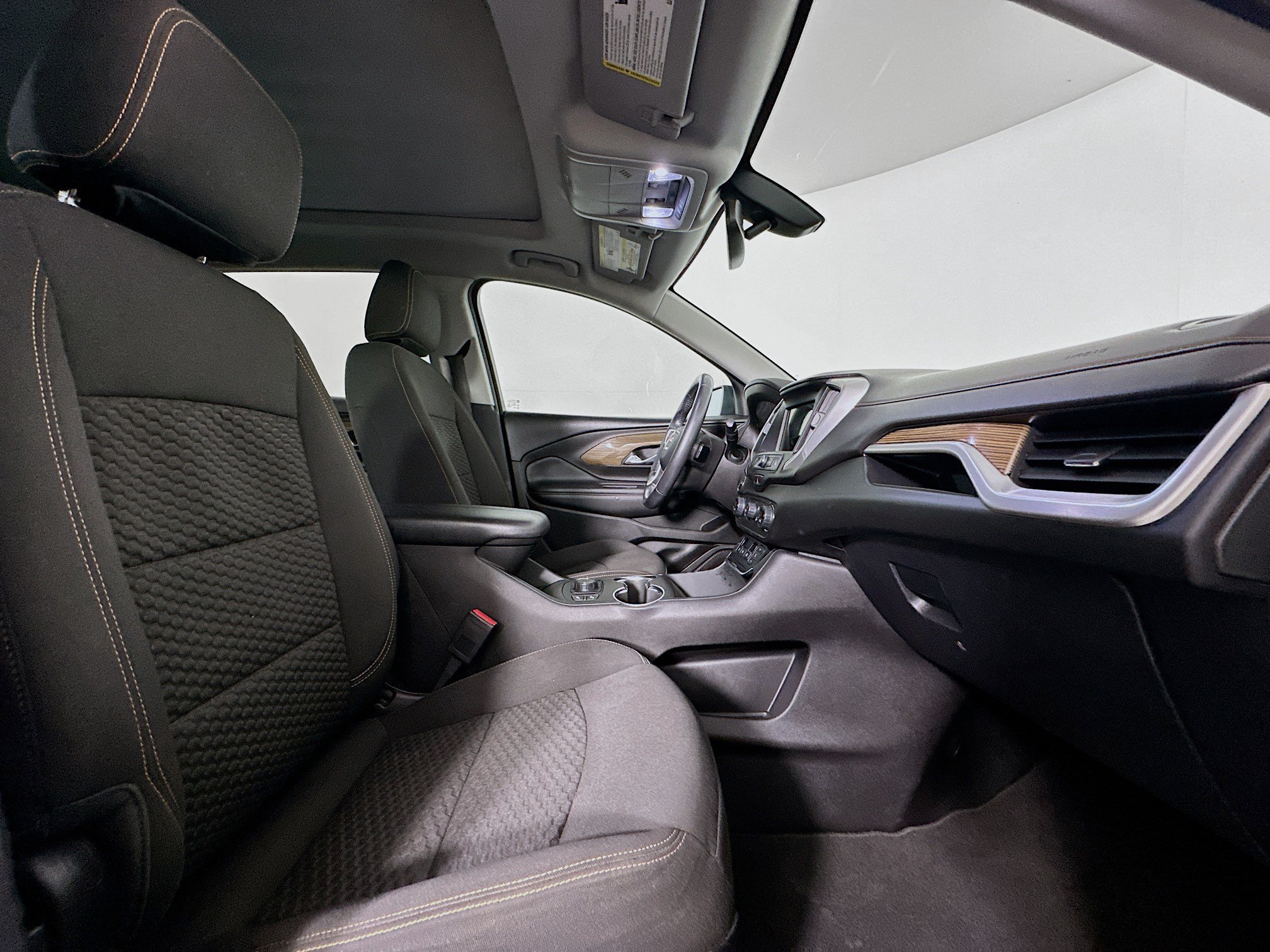 Used 2018 GMC Terrain SLE w/ Driver Convenience Package FWD image 31