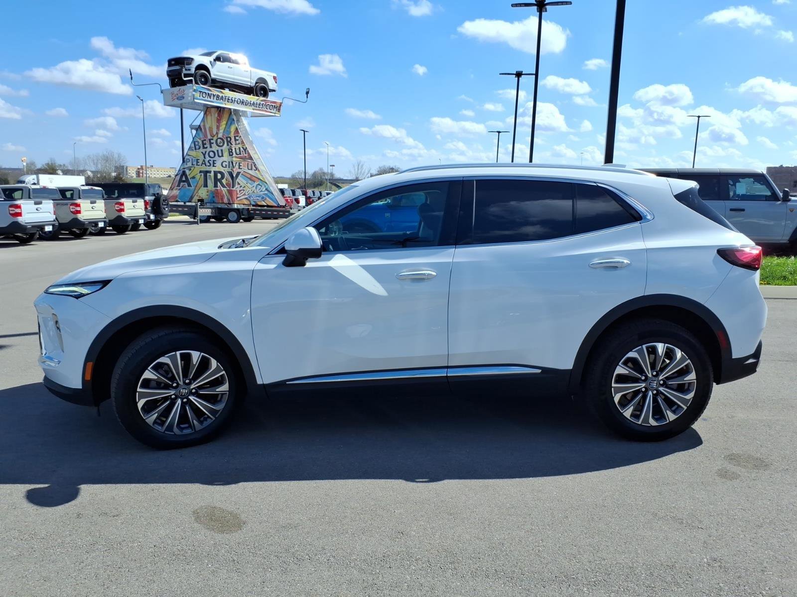 Used 2025 Buick Envision Preferred image 6