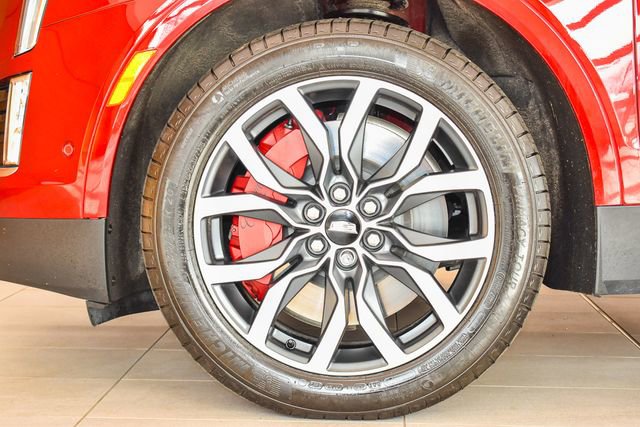 Used 2023 Cadillac XT5 Sportv w/ Technology Package image 9