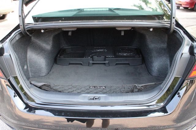 Used 2024 Nissan Altima 2.5 SL AWD/4WD image 14