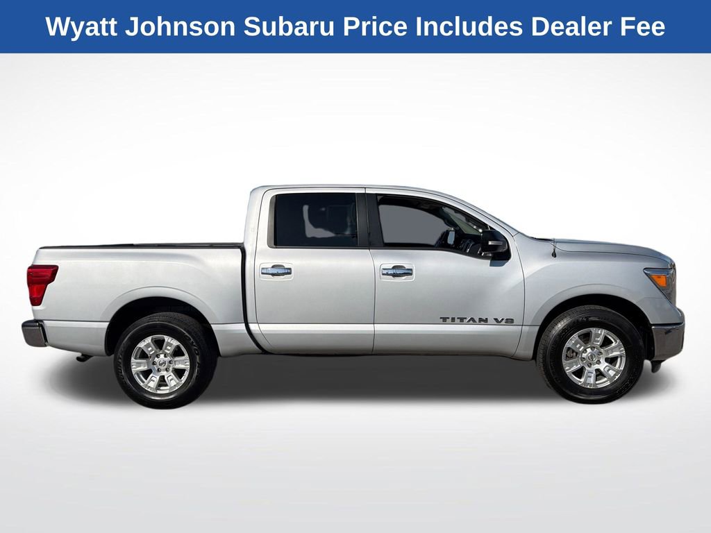 Used 2018 Nissan Titan SV AWD/4WD image 9