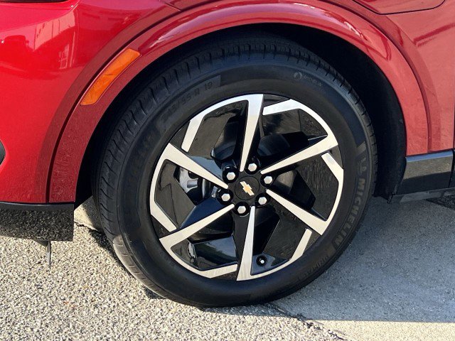 Used 2025 Chevrolet Equinox EV LT w/ Convenience Package image 32