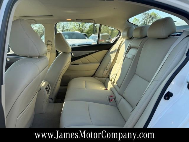 Used 2017 INFINITI Q50 3.0t Premium w/ 3.0T Premium Plus Package AWD/4WD image 17