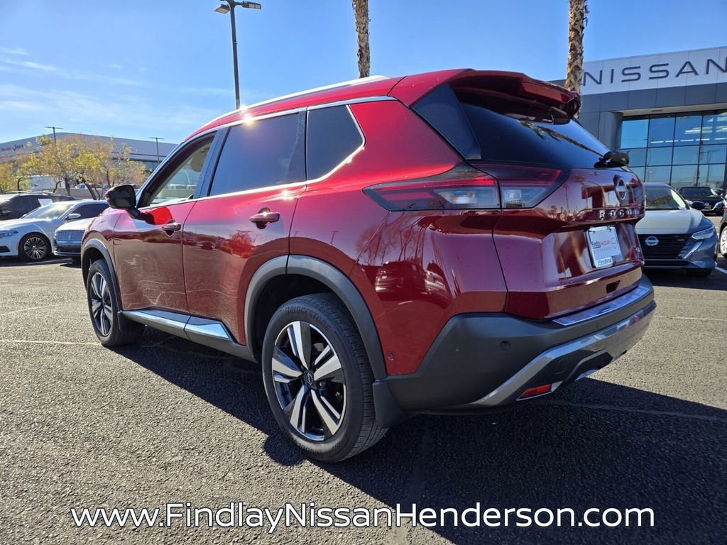 Used 2023 Nissan Rogue SL w/ SL Premium Package image 4