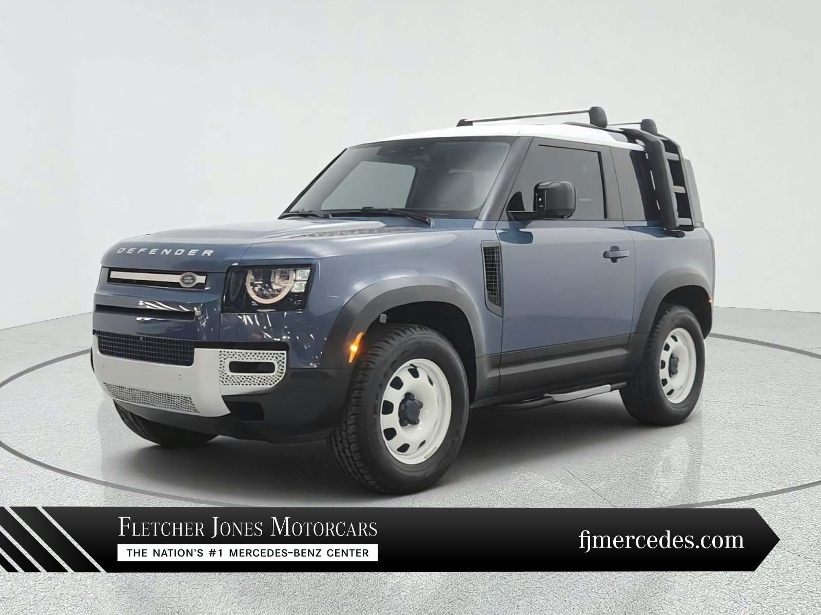 Used 2023 Land Rover Defender 90 S AWD/4WD image 1
