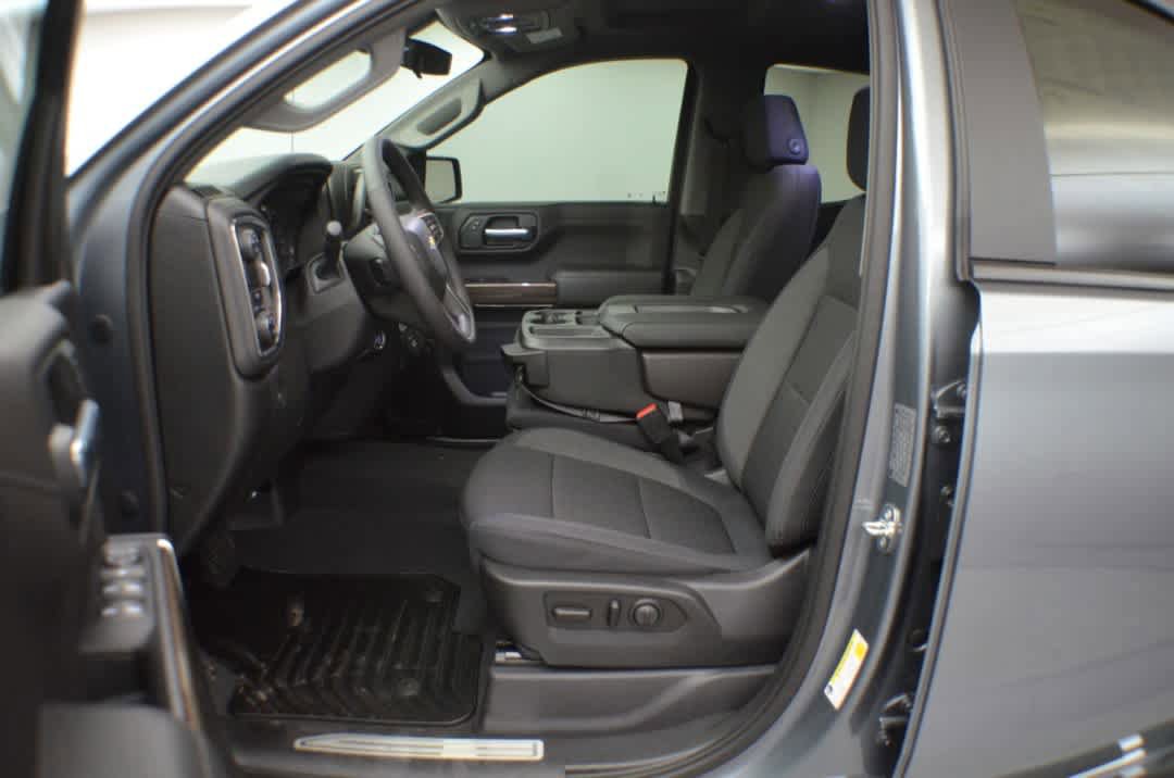 Used 2019 Chevrolet Silverado 1500 LT w/ Texas Edition RWD image 16