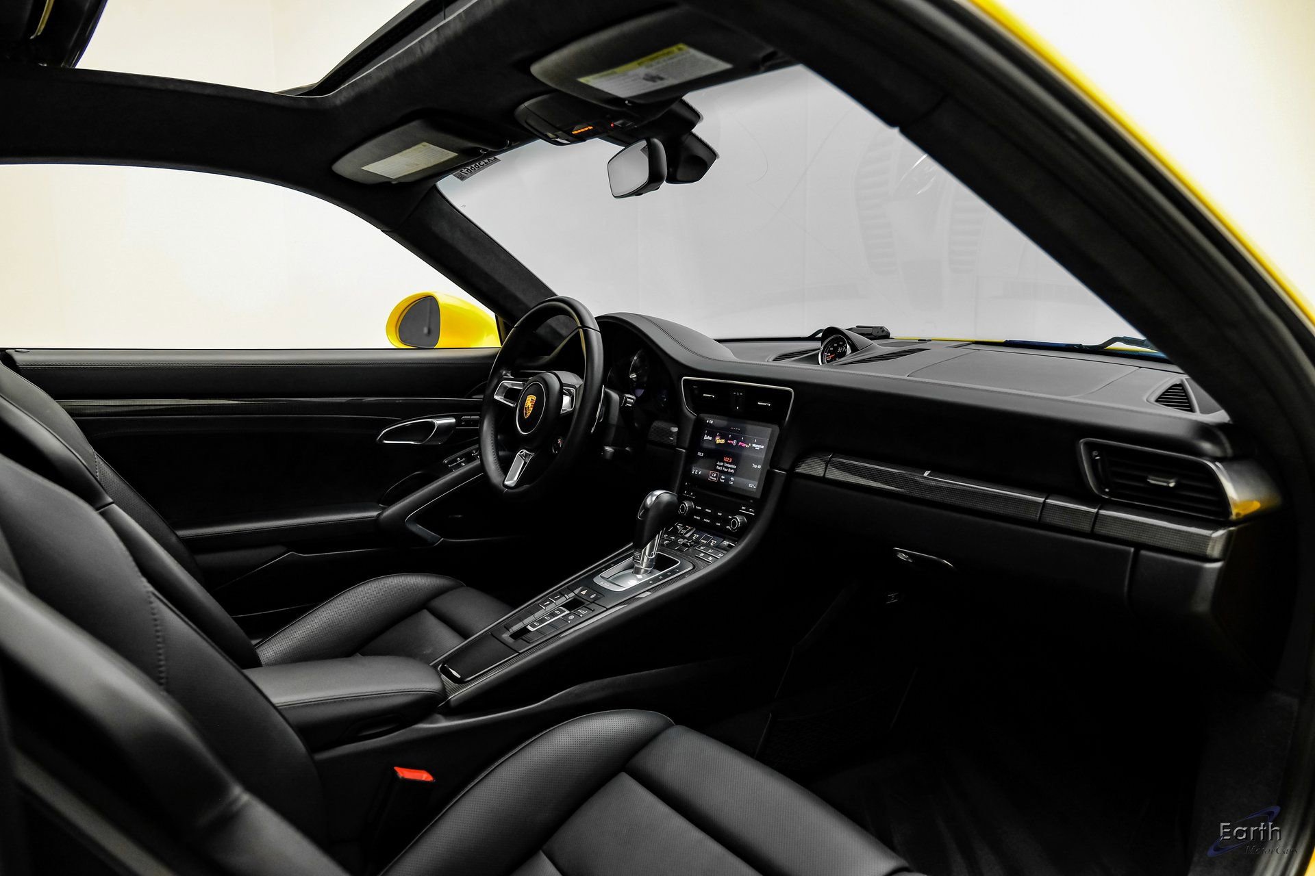 Used 2018 Porsche 911 Turbo S image 50