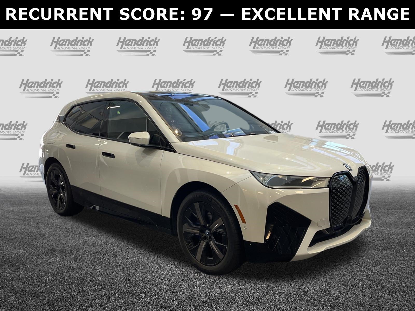Used 2024 BMW iX xDrive50 AWD/4WD image 2