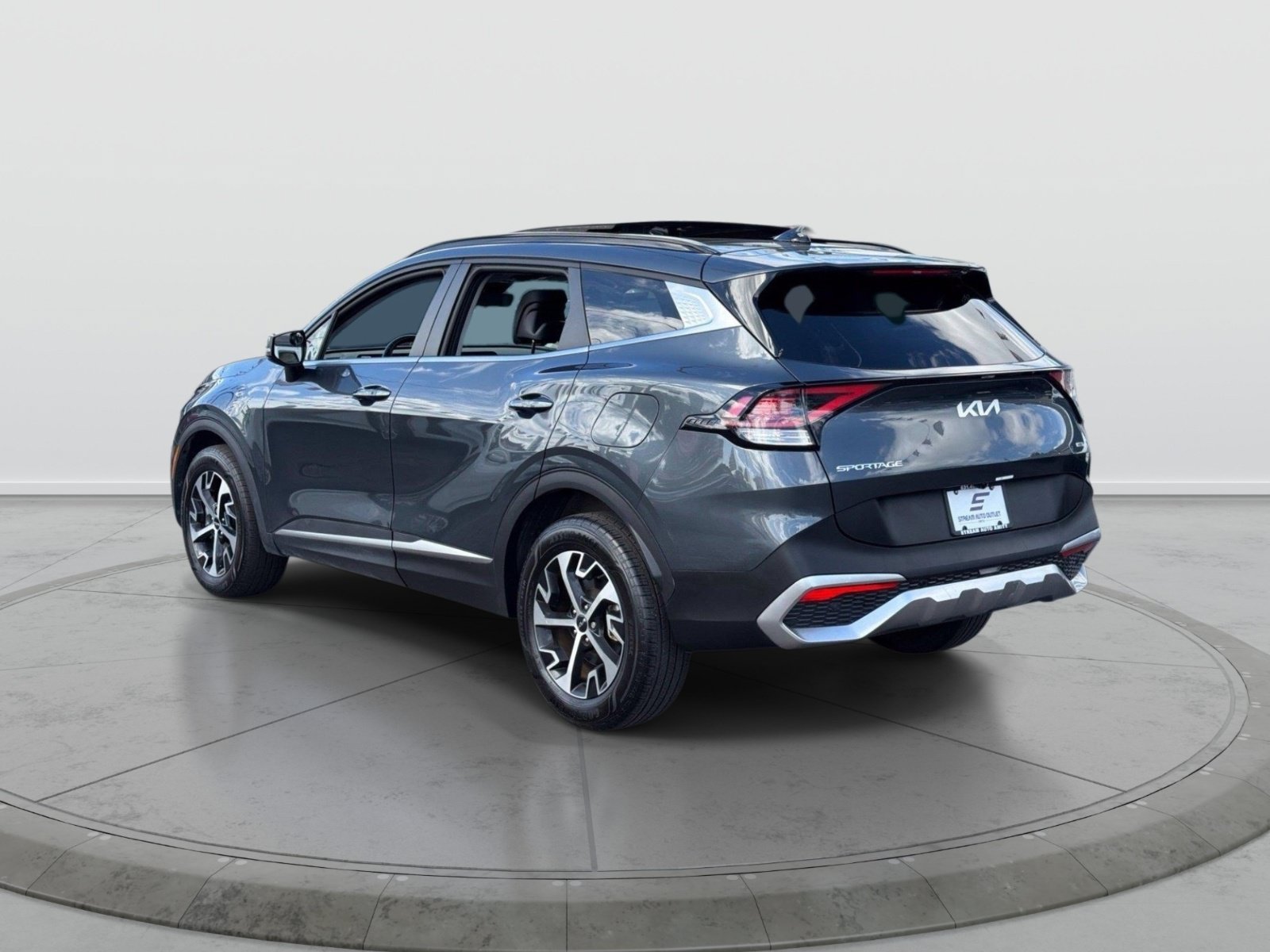 Used 2024 Kia Sportage EX w/ EX Premium Package AWD/4WD image 6