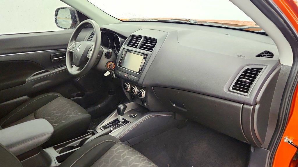 Used 2024 Mitsubishi Outlander Sport LE image 21
